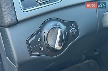 Седан Audi A4 2012 в Днепре