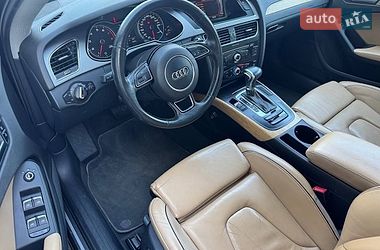 Седан Audi A4 2012 в Днепре