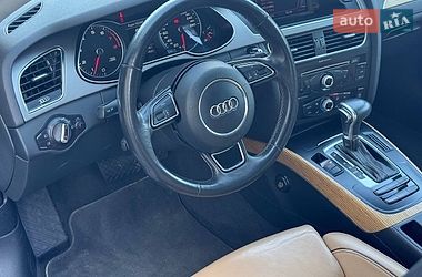 Седан Audi A4 2012 в Днепре