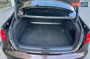 Седан Audi A4 2012 в Днепре
