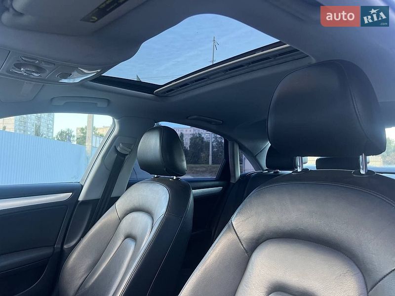 Седан Audi A4 2010 в Киеве