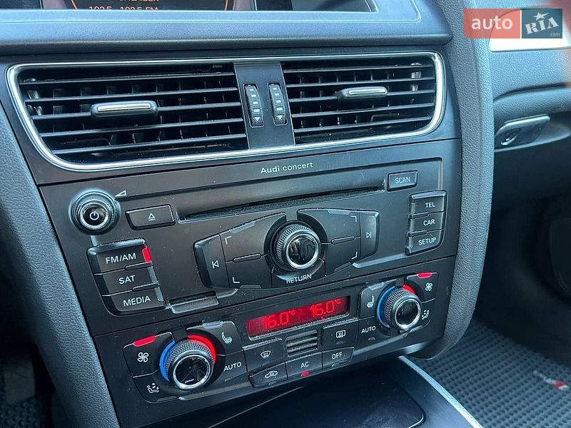 Седан Audi A4 2010 в Киеве