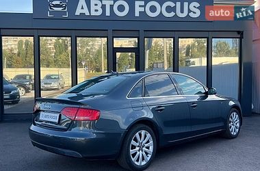 Седан Audi A4 2010 в Киеве