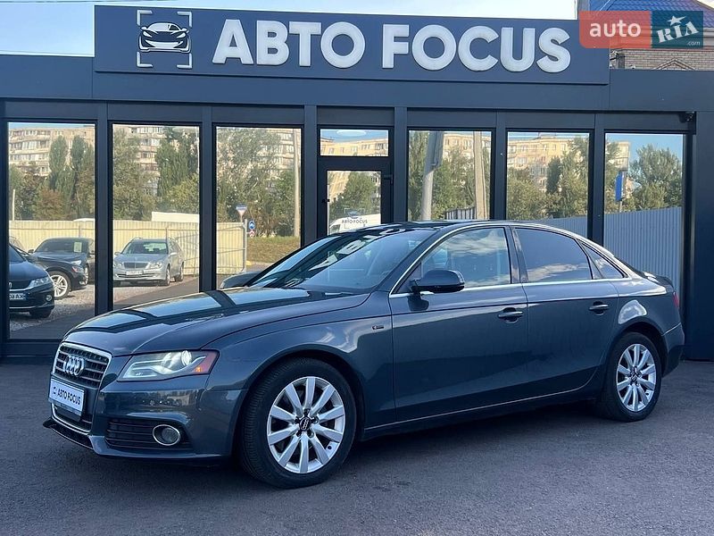 Седан Audi A4 2010 в Киеве