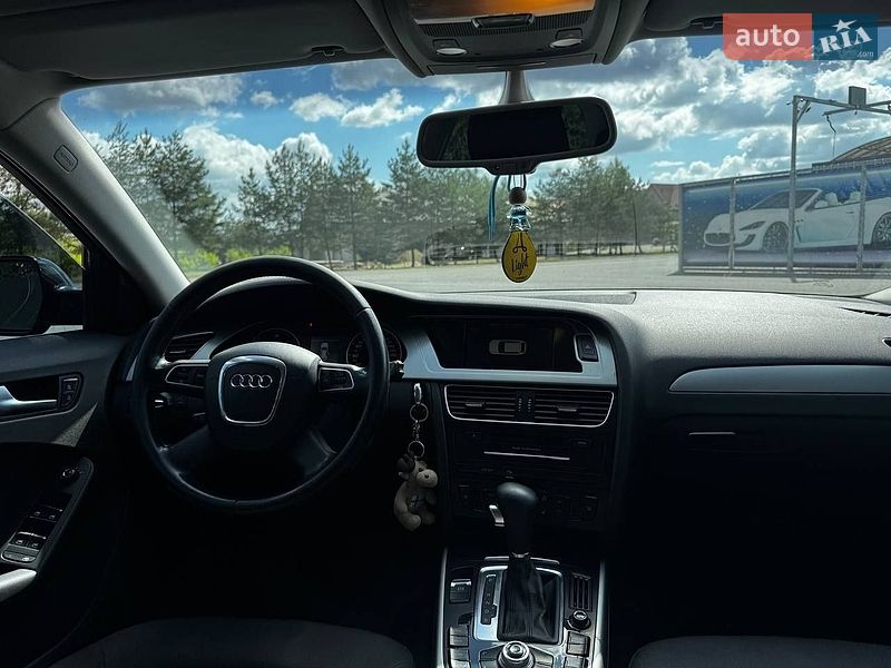 Універсал Audi A4 2010 в Самборі