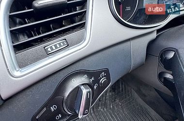 Седан Audi A4 2014 в Луцке