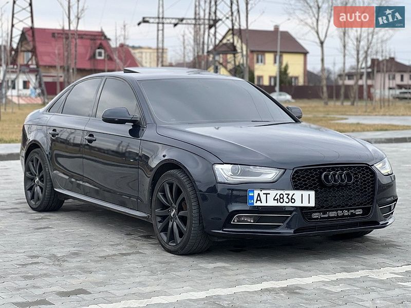 Седан Audi A4 2012 в Львове