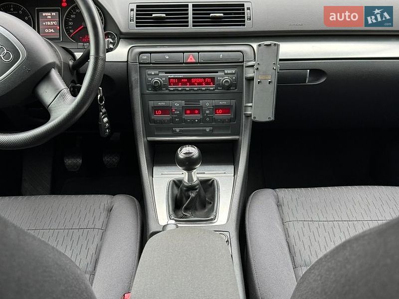 Универсал Audi A4 2005 в Ровно