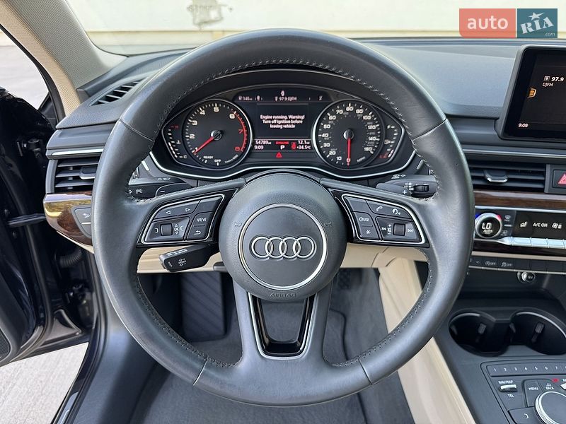 Седан Audi A4 2018 в Луцьку
