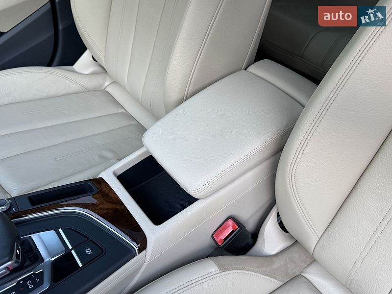 Седан Audi A4 2018 в Луцьку