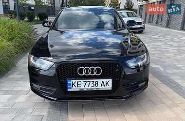 Седан Audi A4 2012 в Ірпені