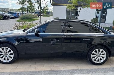Седан Audi A4 2012 в Ірпені