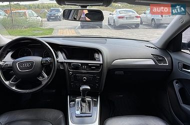 Седан Audi A4 2012 в Ірпені