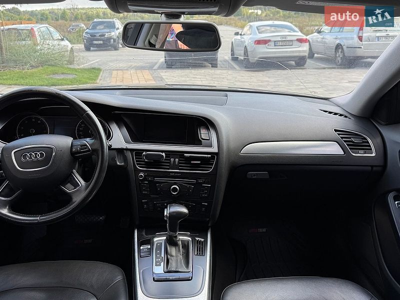 Седан Audi A4 2012 в Ірпені
