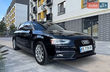 Седан Audi A4 2012 в Ірпені