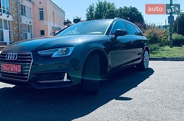 Универсал Audi A4 2018 в Киеве