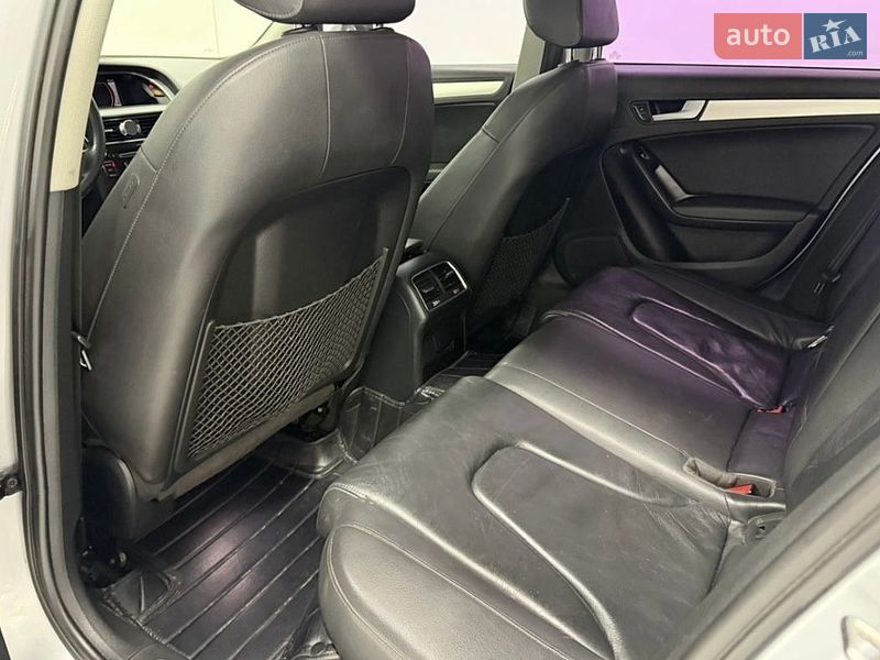 Седан Audi A4 2015 в Одессе