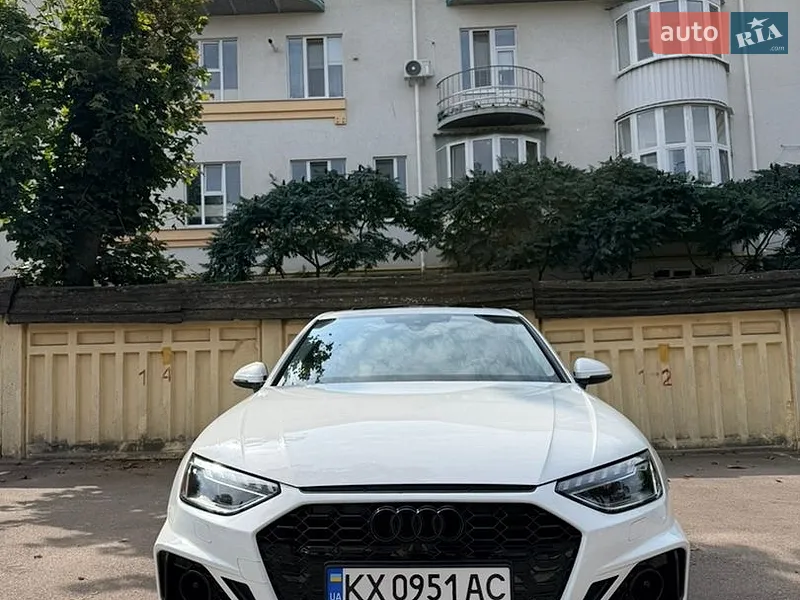 Audi A4 2021