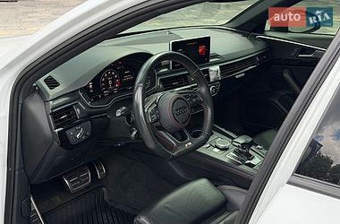 Седан Audi A4 2018 в Кривому Розі