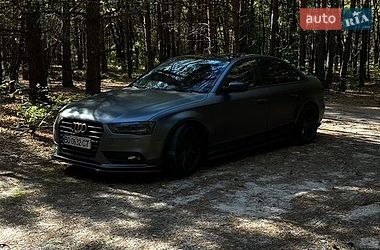 Седан Audi A4 2012 в Тернополі