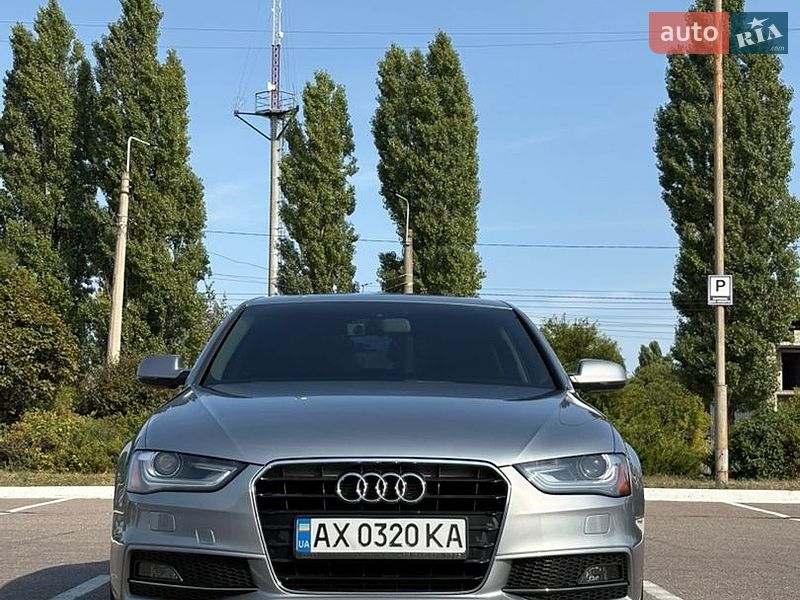 Седан Audi A4 2015 в Кременчуці