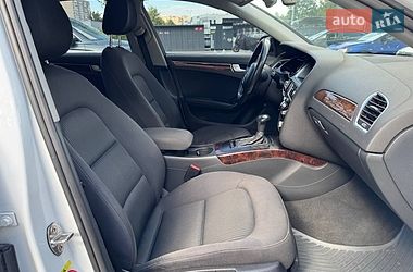 Седан Audi A4 2012 в Киеве