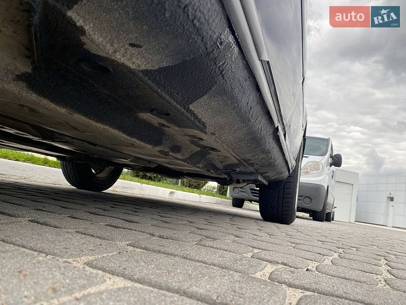 Седан Audi A4 1996 в Львове