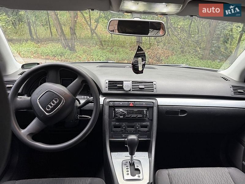 Седан Audi A4 2006 в Києві