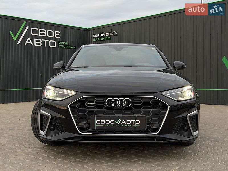 Седан Audi A4 2022 в Львове