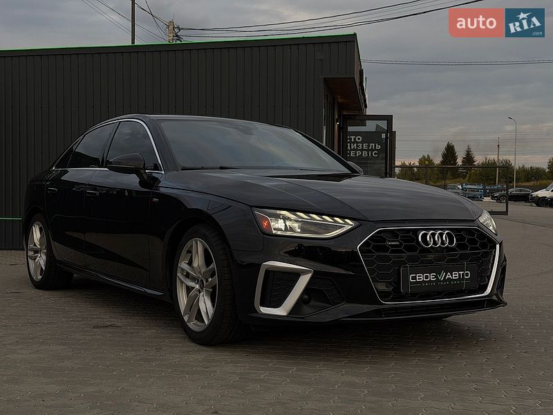 Седан Audi A4 2022 в Львове