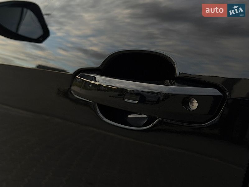 Седан Audi A4 2022 в Львове