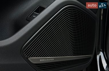 Седан Audi A4 2022 в Львове