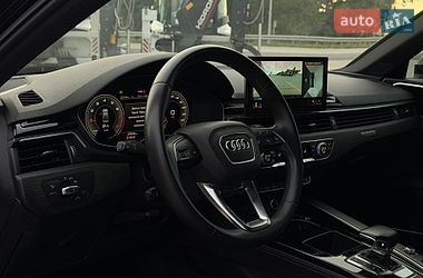 Седан Audi A4 2022 в Львове