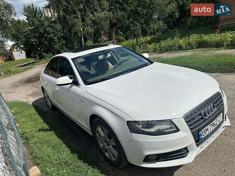 Седан Audi A4 2012 в Сумах