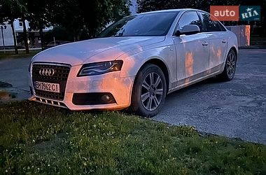 Седан Audi A4 2012 в Сумах