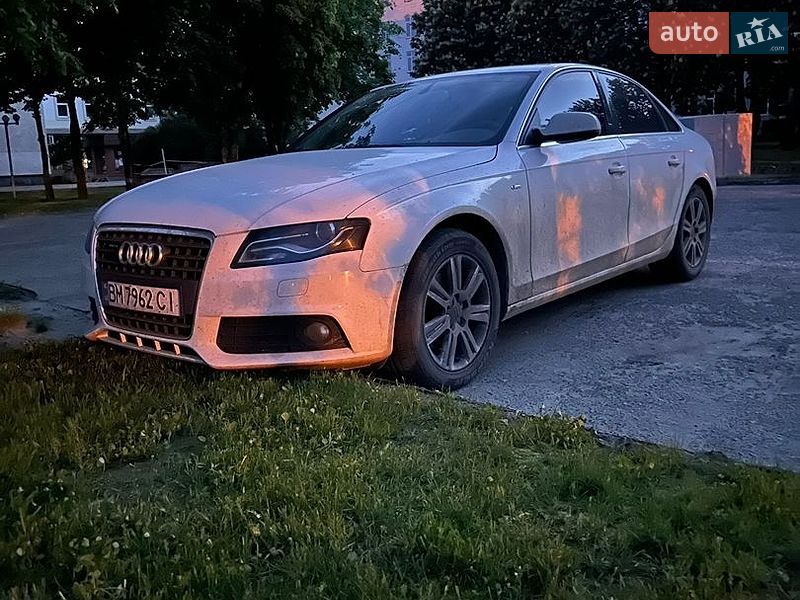Седан Audi A4 2012 в Сумах