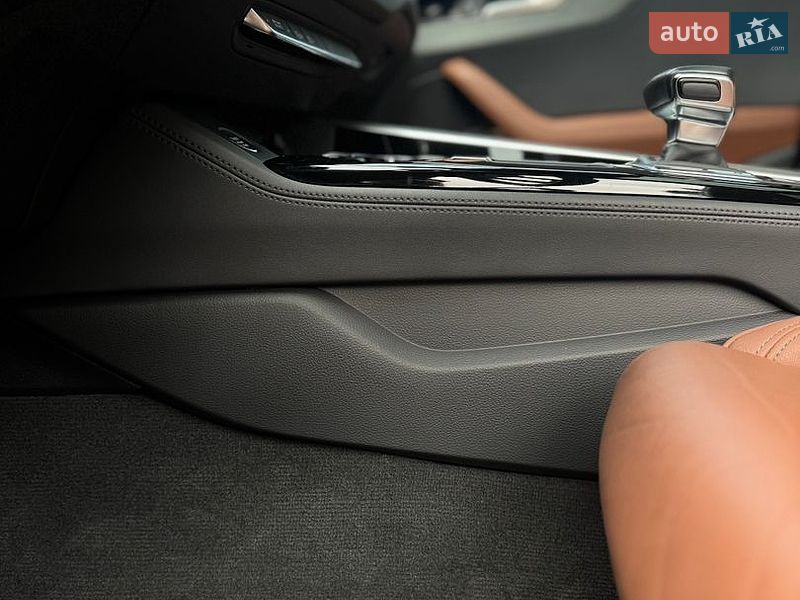 Седан Audi A4 2021 в Києві