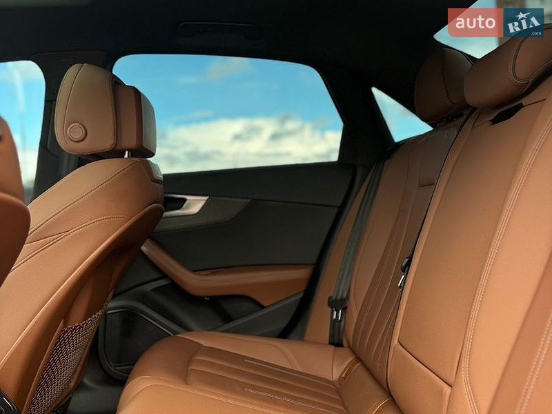 Седан Audi A4 2021 в Києві