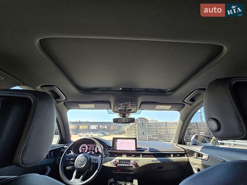 Седан Audi A4 2022 в Киеве