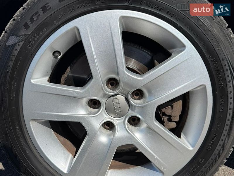 Універсал Audi A4 2004 в Львові фото 32 Універсал Audi A4 2004 в Львові