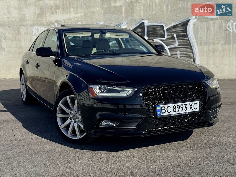 Седан Audi A4 2012 в Львові