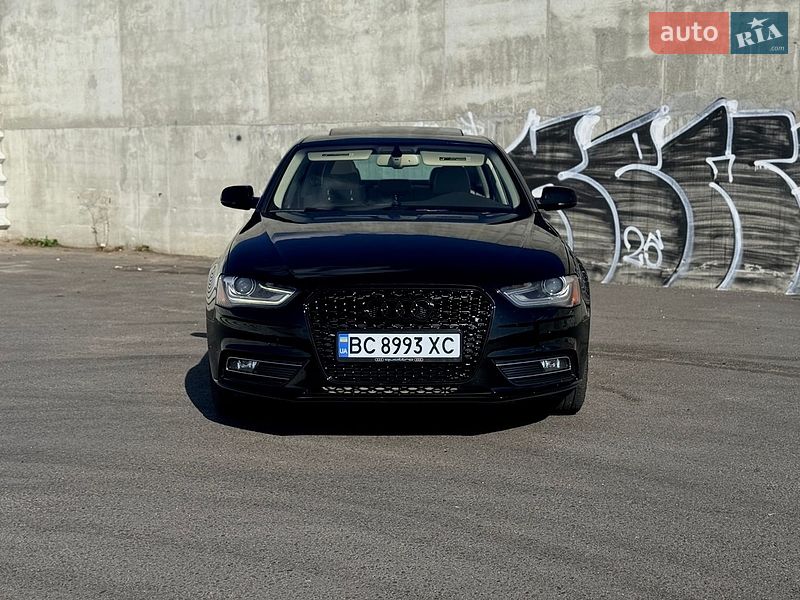 Седан Audi A4 2012 в Львові