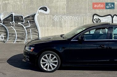 Седан Audi A4 2012 в Львові