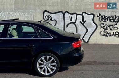 Седан Audi A4 2012 в Львові