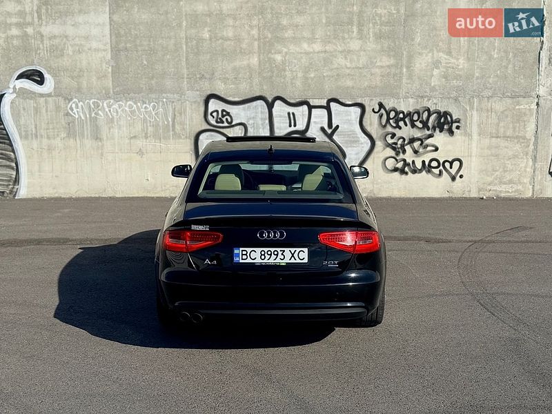 Седан Audi A4 2012 в Львові