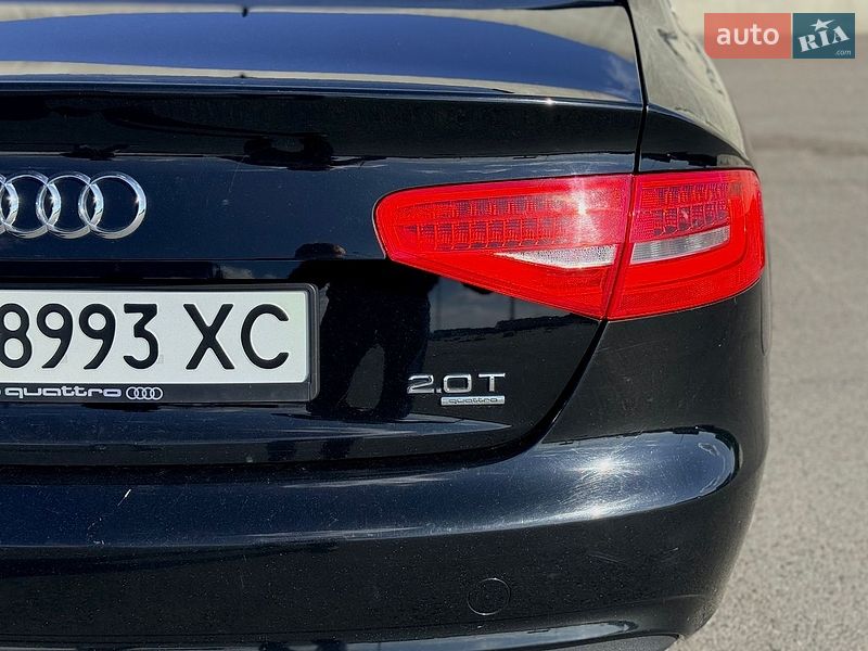 Седан Audi A4 2012 в Львові