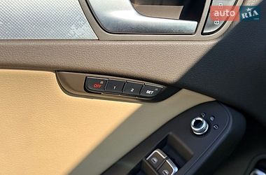 Седан Audi A4 2012 в Львові