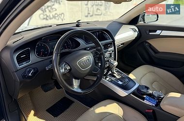 Седан Audi A4 2012 в Львові