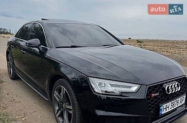 Седан Audi A4 2016 в Одессе