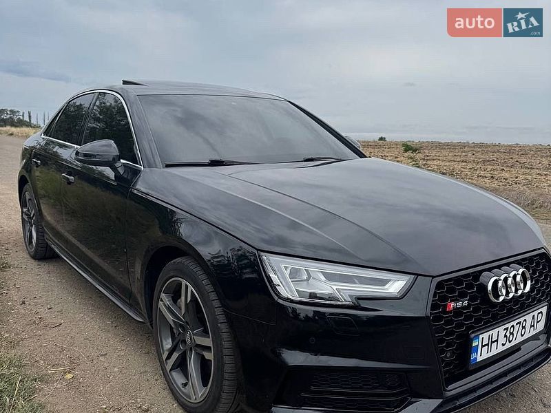 Audi A4 2016